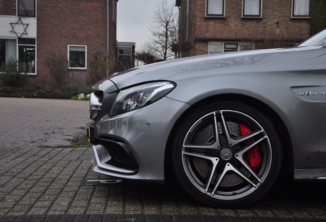 Mercedes-AMG C 63 S W205