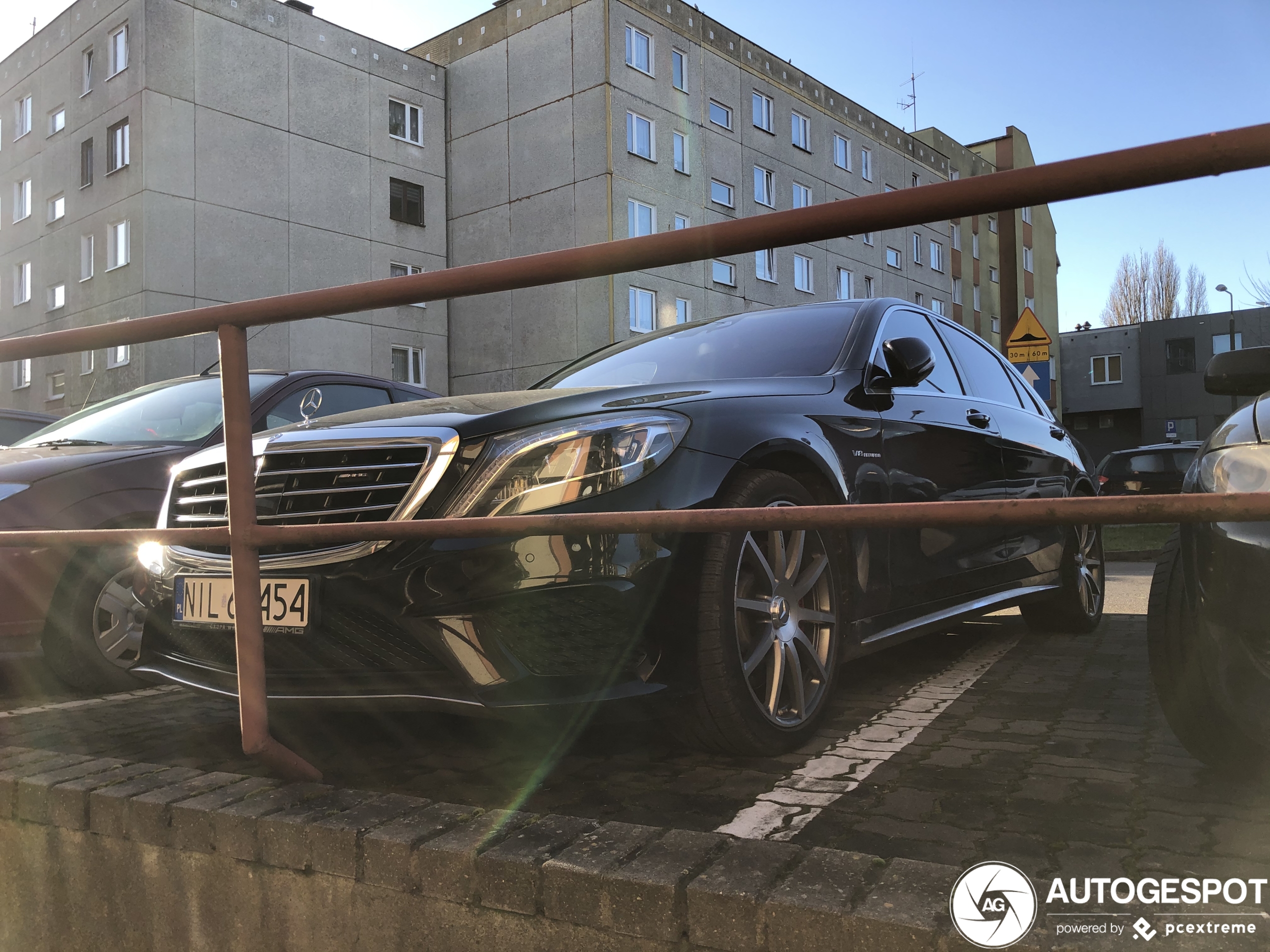 Mercedes-Benz S 63 AMG V222