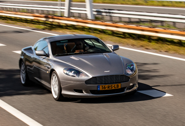 Aston Martin DB9