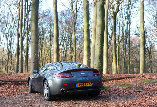 Aston Martin V8 Vantage