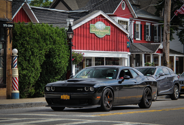 Dodge Challenger SRT Hellcat