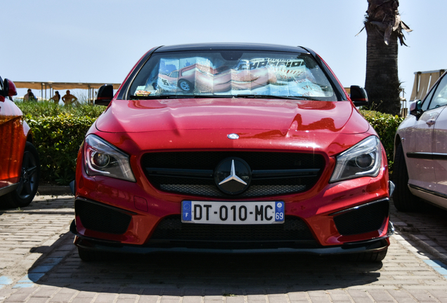 Mercedes-Benz CLA 45 AMG C117