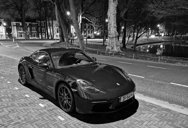 Porsche 718 Cayman S