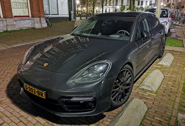 Porsche 971 Panamera GTS Sport Turismo