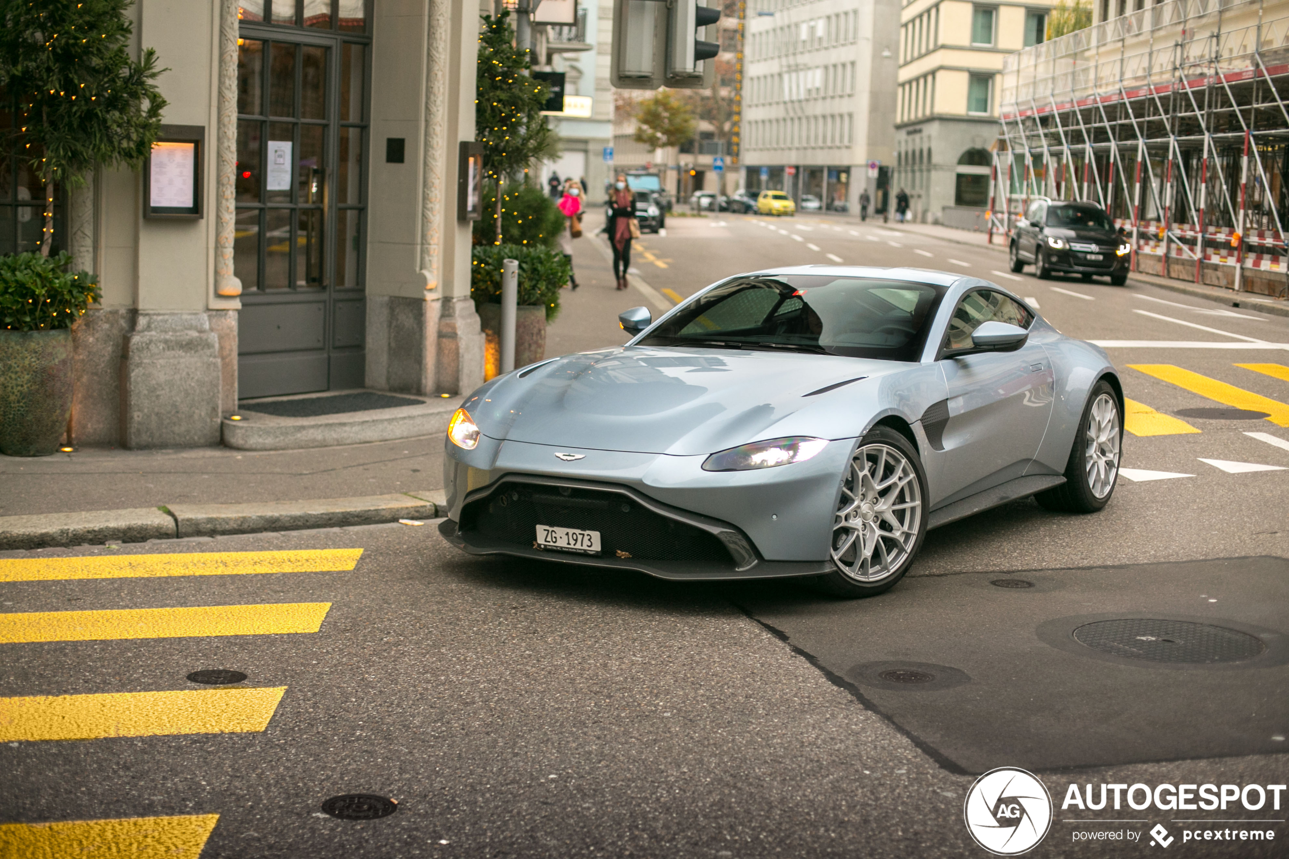 Aston Martin V8 Vantage AMR 2019