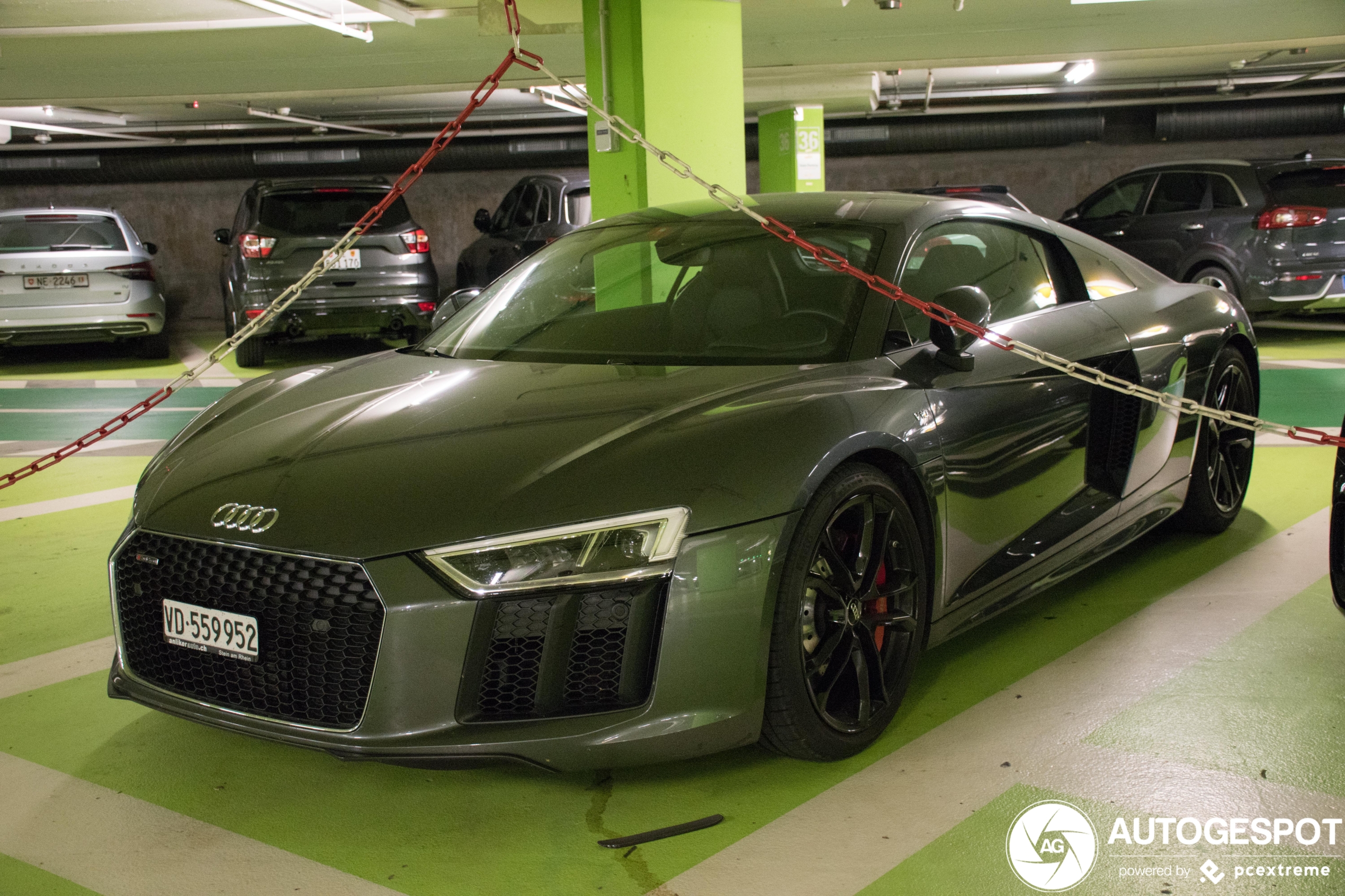 Audi R8 V10 2015