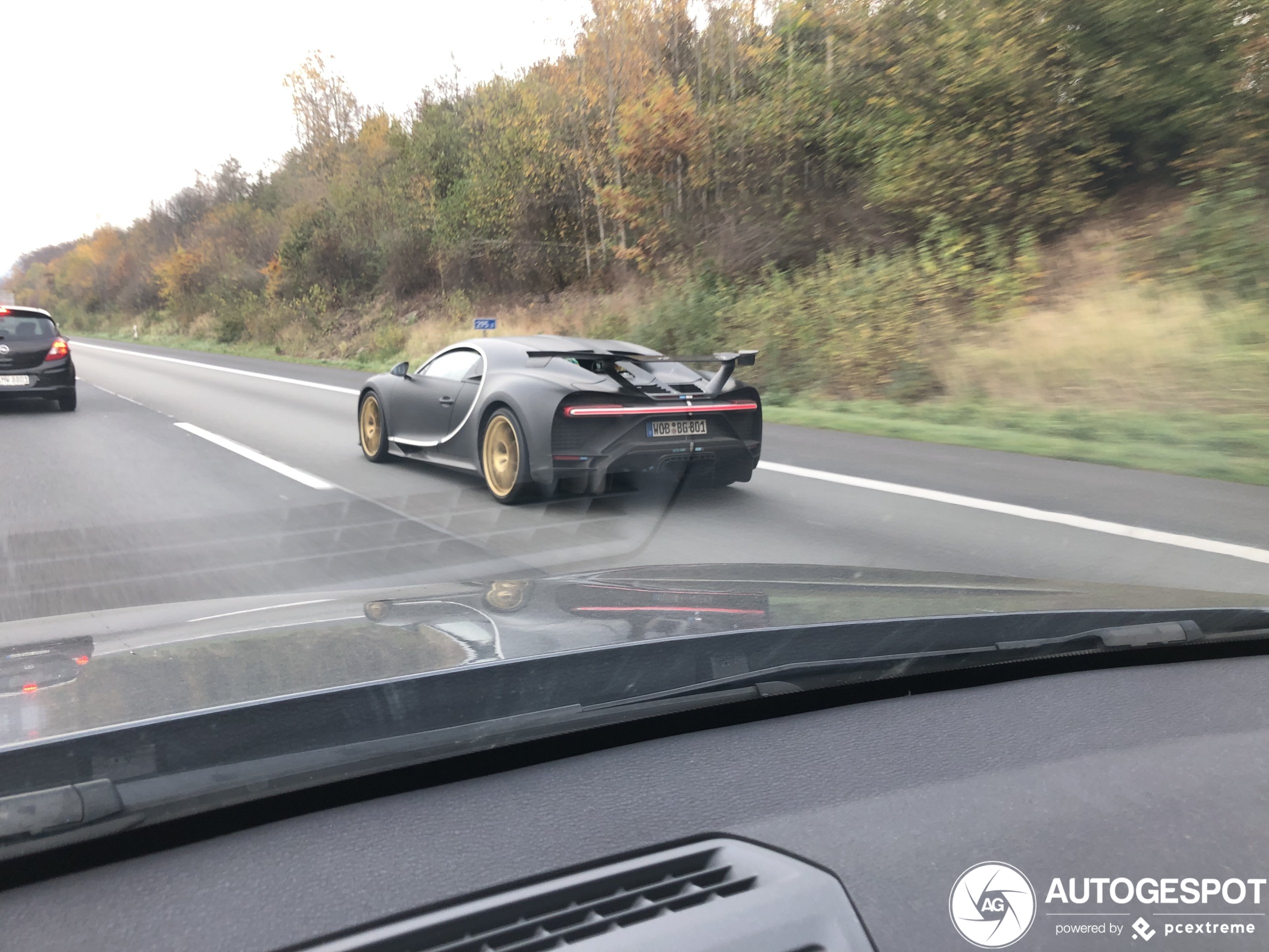 Bugatti Chiron Pur Sport doet het rustig aan op de autobahn