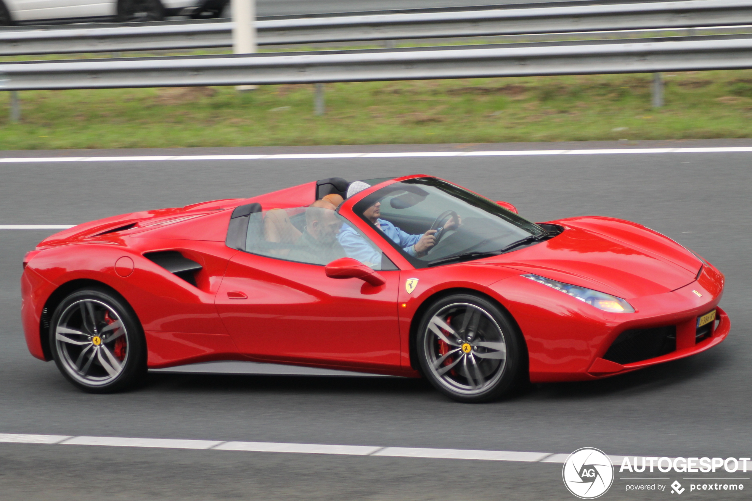 Ferrari 488 Spider