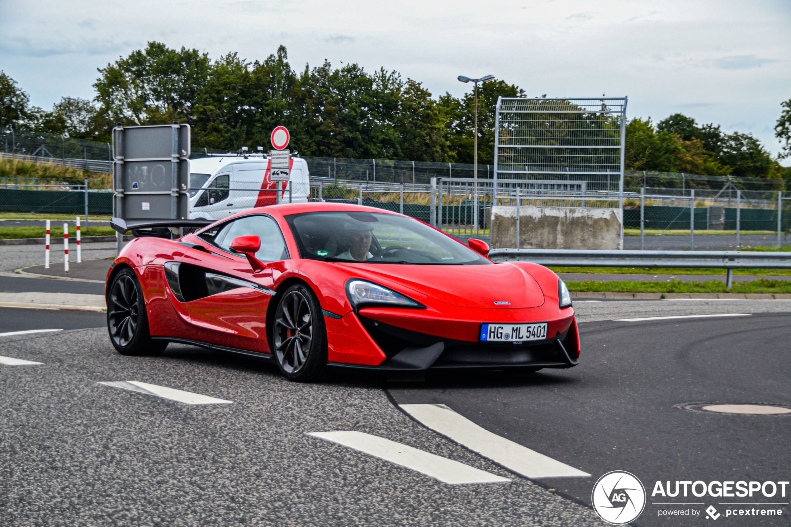 McLaren 570S