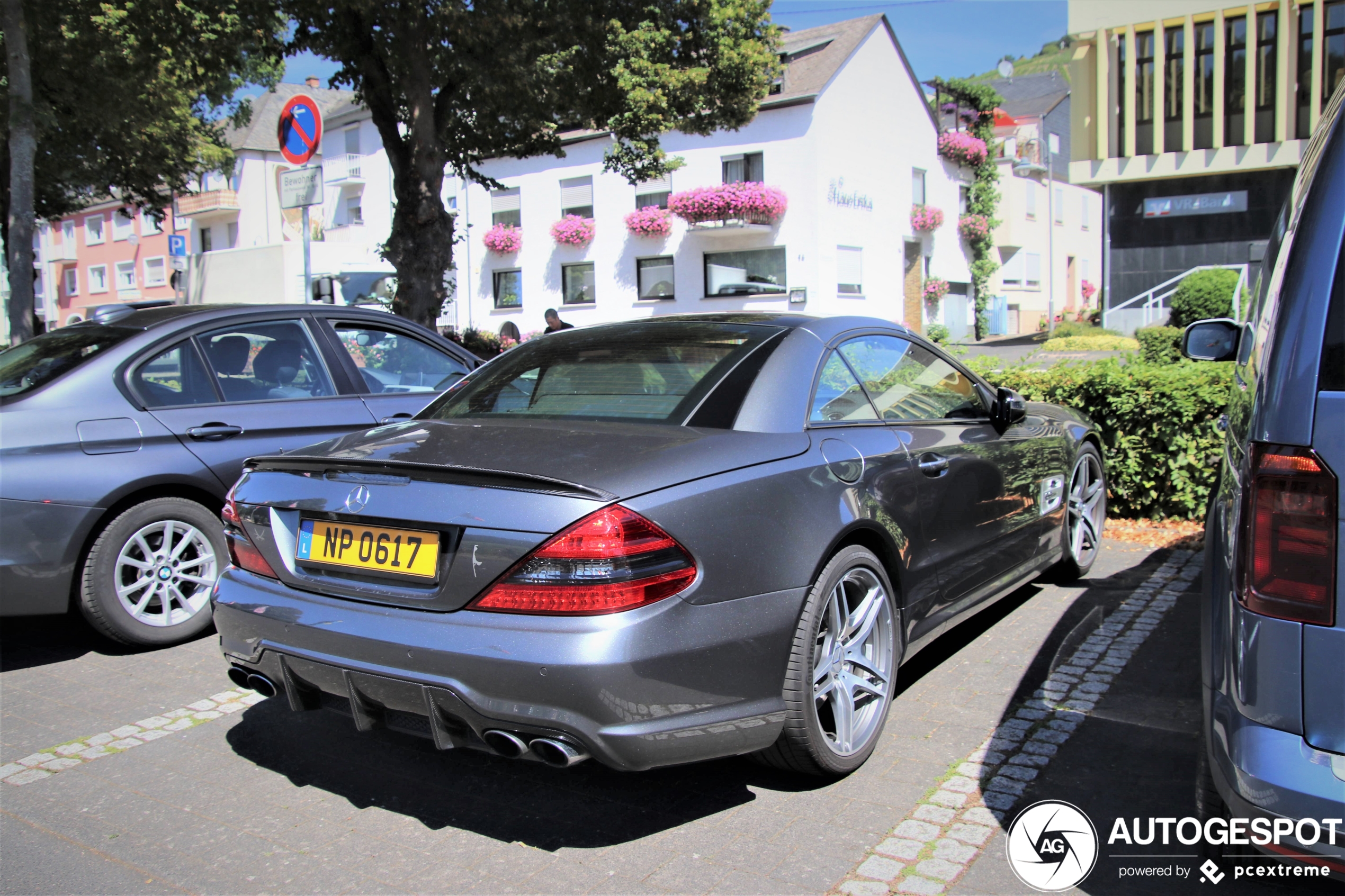 Mercedes-Benz SL 63 AMG