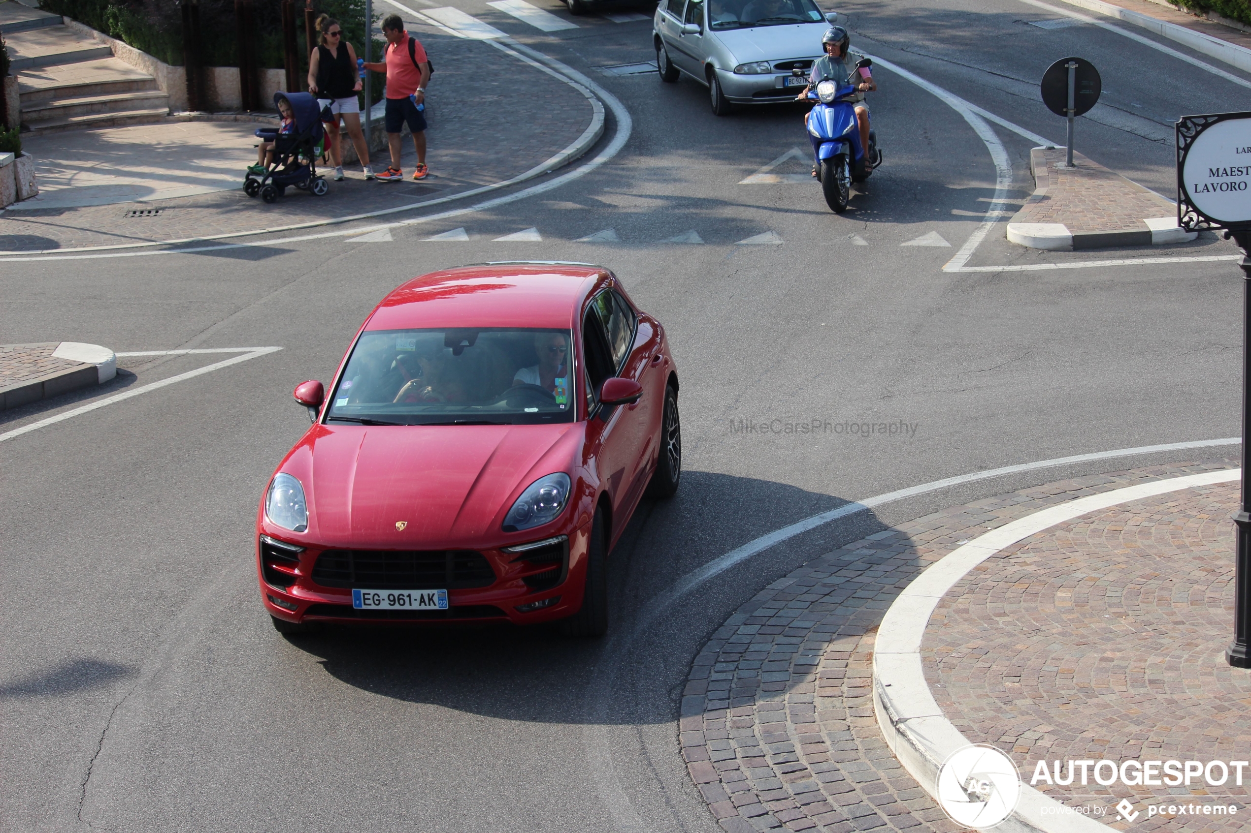 Porsche 95B Macan GTS