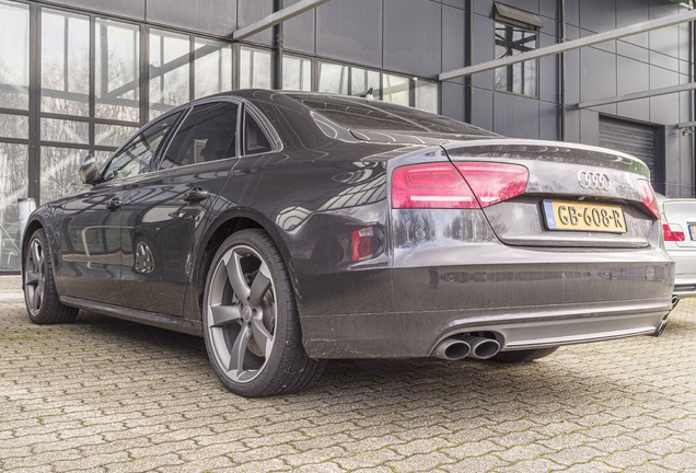 Audi S8 D4