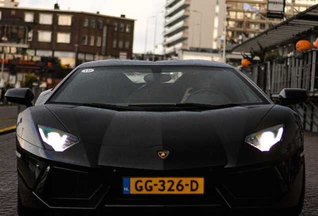 Lamborghini Aventador LP700-4 Roadster