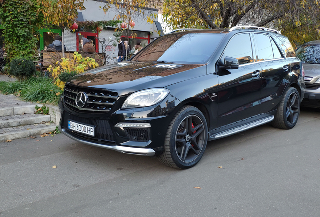 Mercedes-Benz ML 63 AMG W166