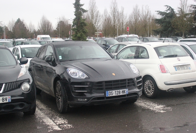 Porsche 95B Macan Turbo