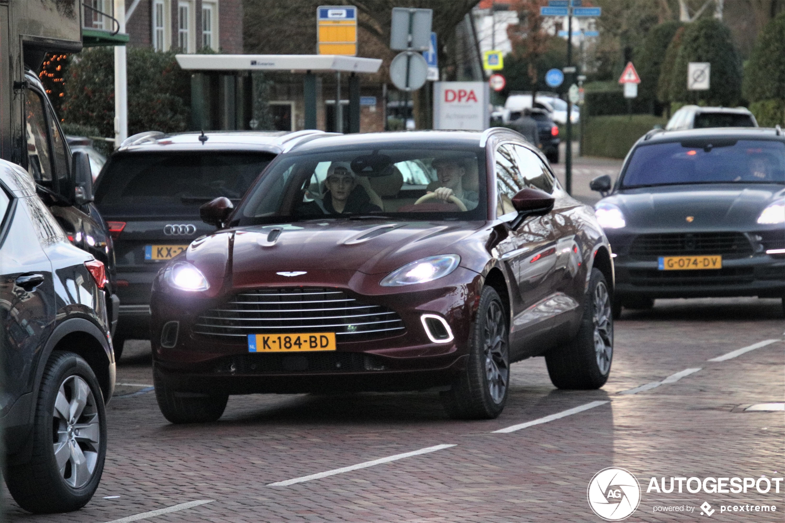 Aston Martin DBX