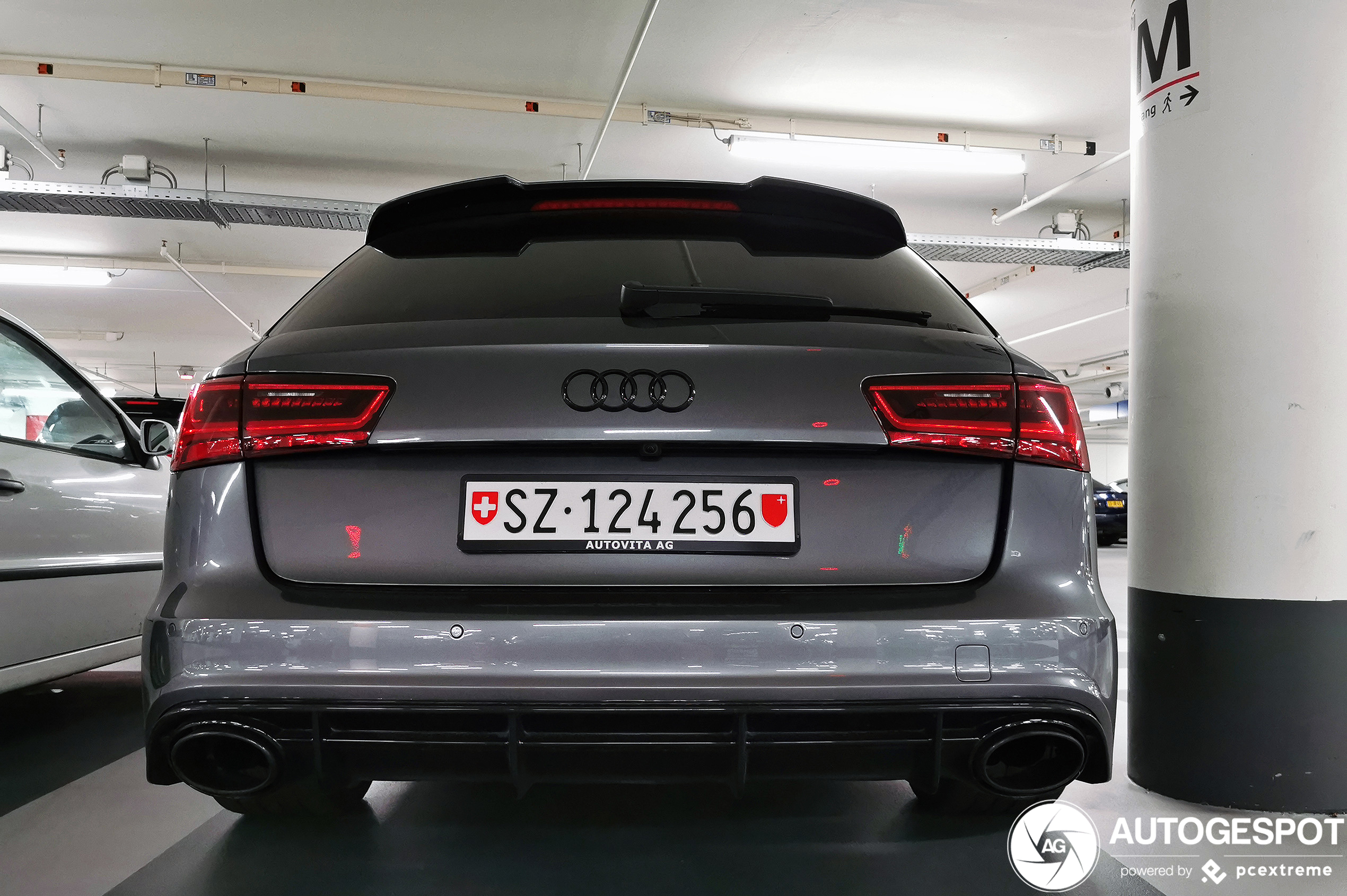 Audi RS6 Avant C7 2015