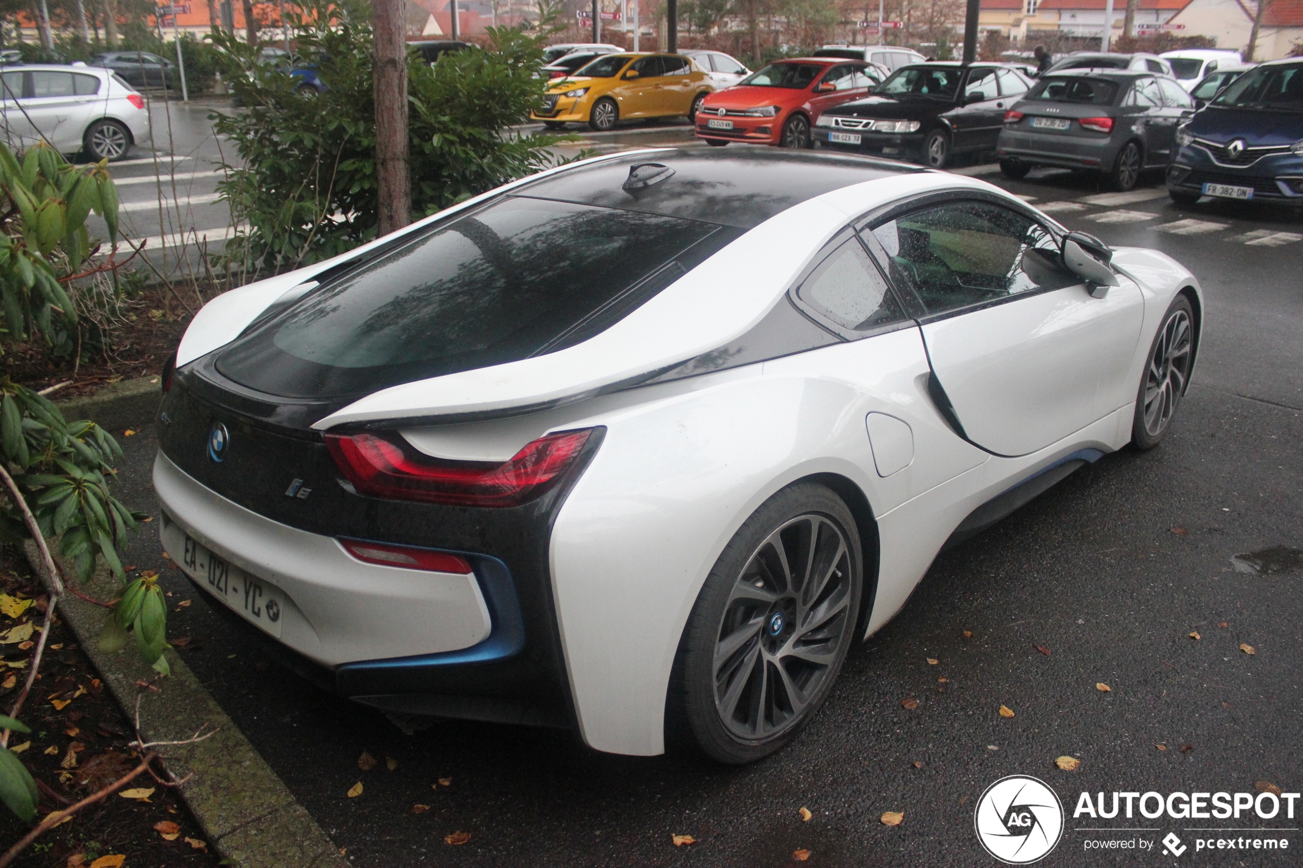 BMW i8