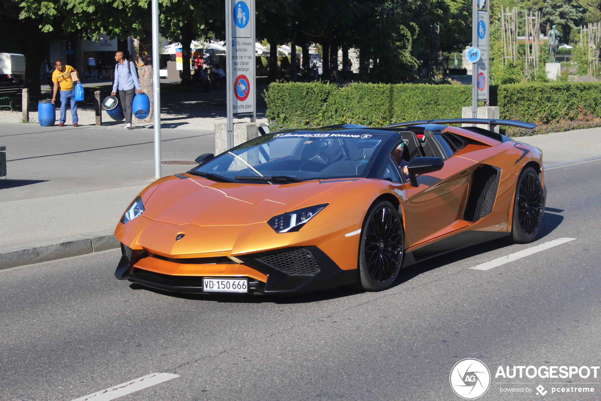 Lamborghini Aventador LP750-4 SuperVeloce Roadster