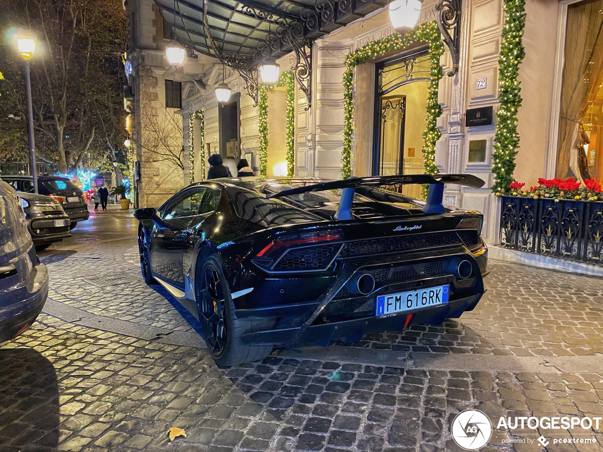 Lamborghini Huracán LP640-4 Performante