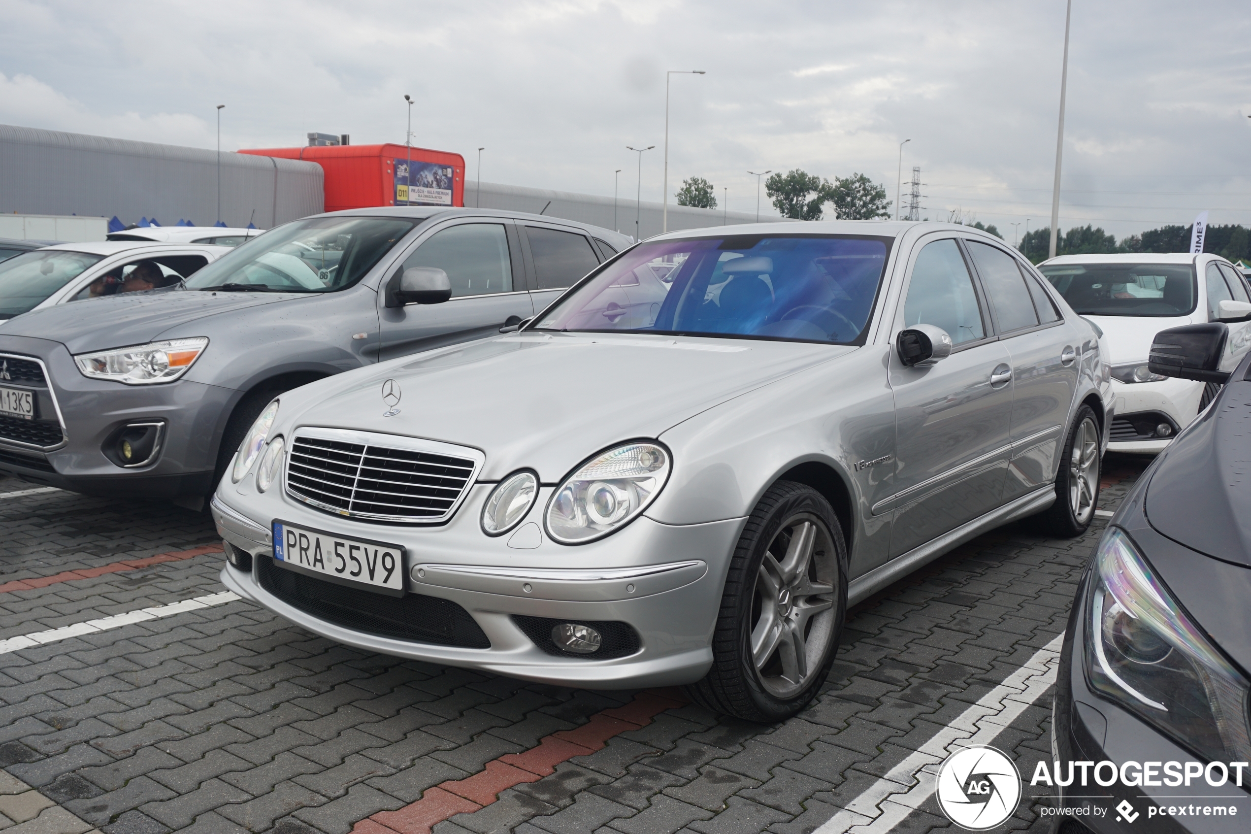 Mercedes-Benz E 55 AMG