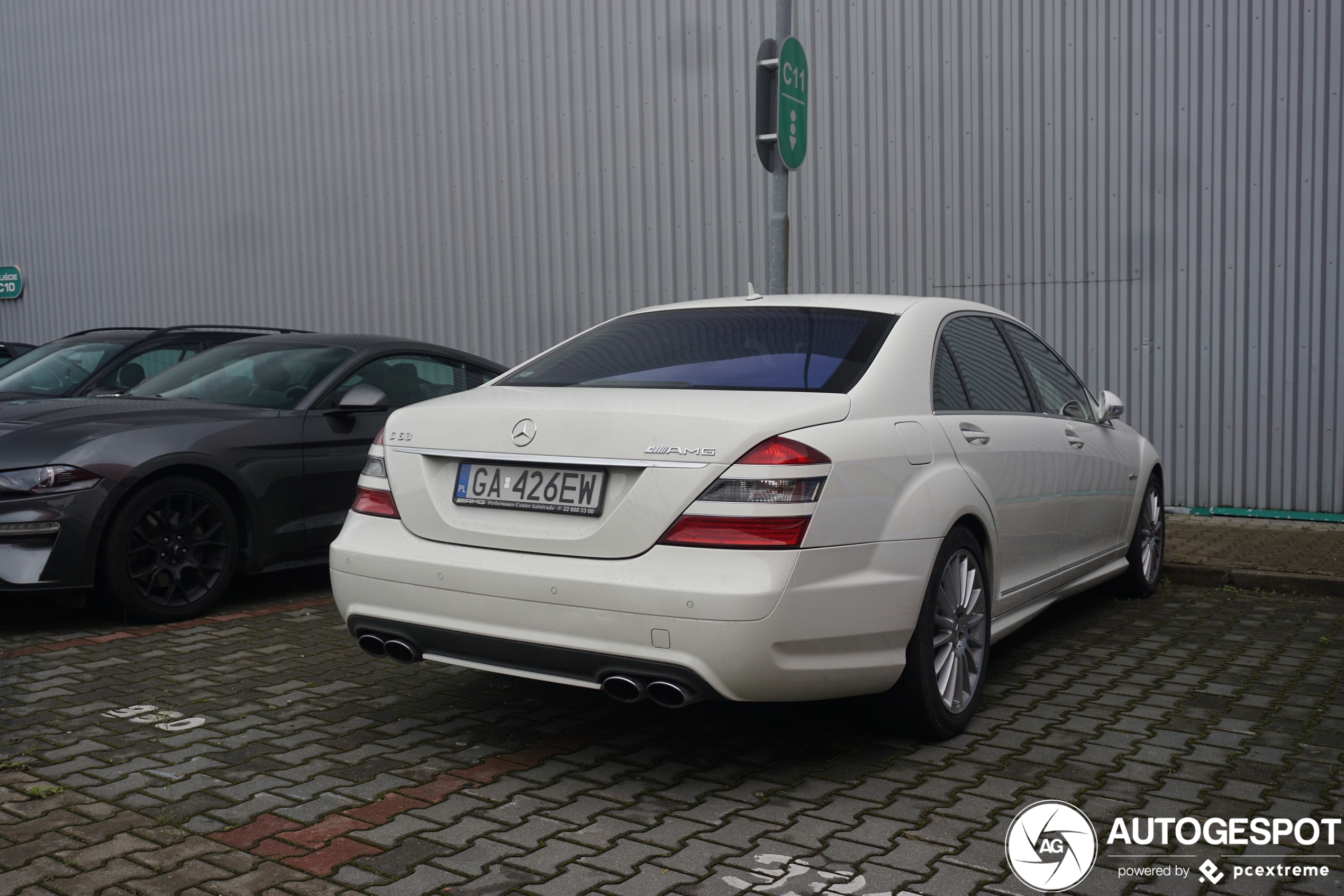 Mercedes-Benz S 63 AMG W221