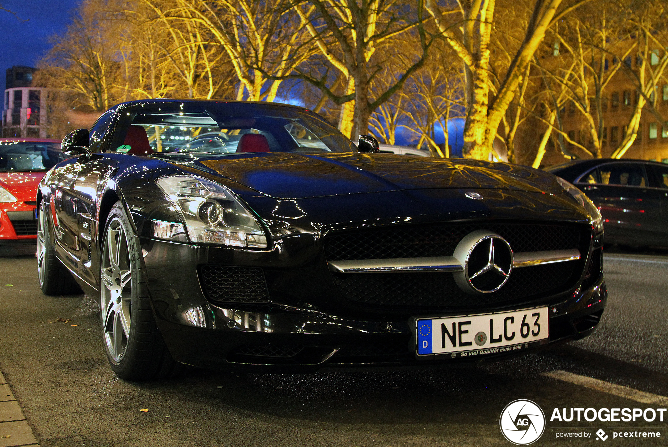 Mercedes-Benz SLS AMG