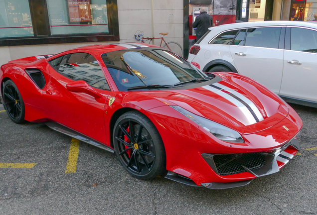 Ferrari 488 Pista