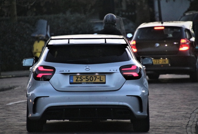 Mercedes-AMG A 45 W176 2015