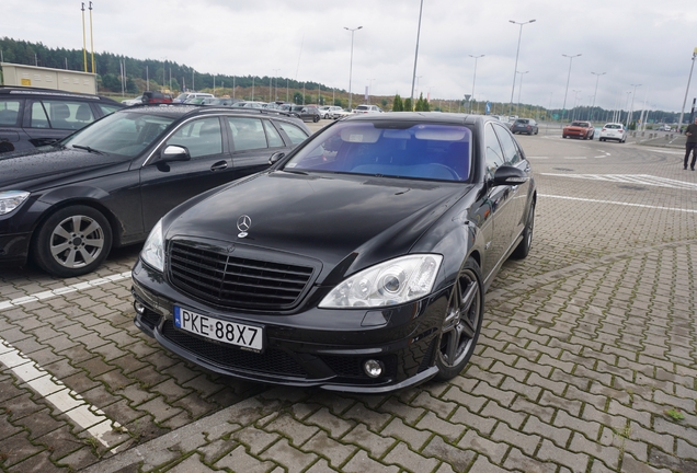 Mercedes-Benz S 63 AMG W221