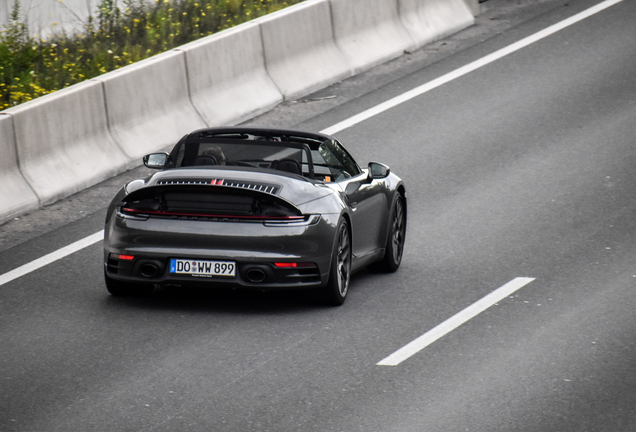 Porsche 992 Carrera 4S Cabriolet