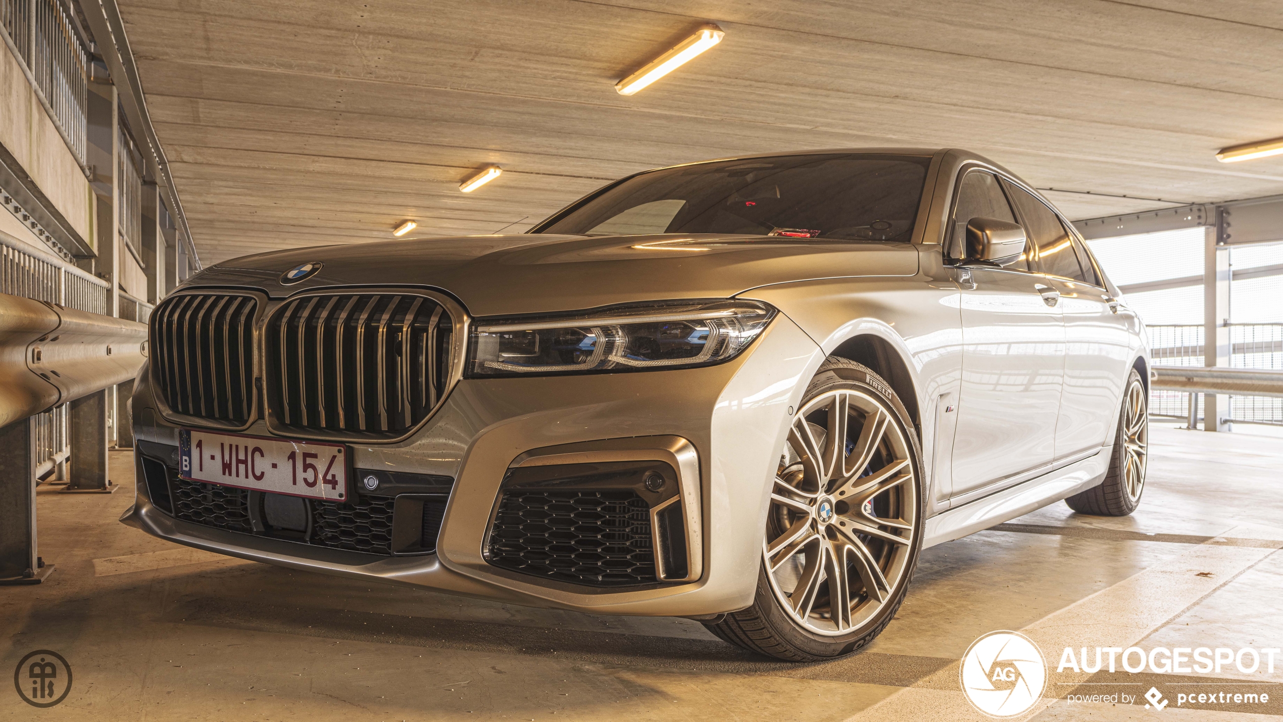 BMW M760Li xDrive 2019