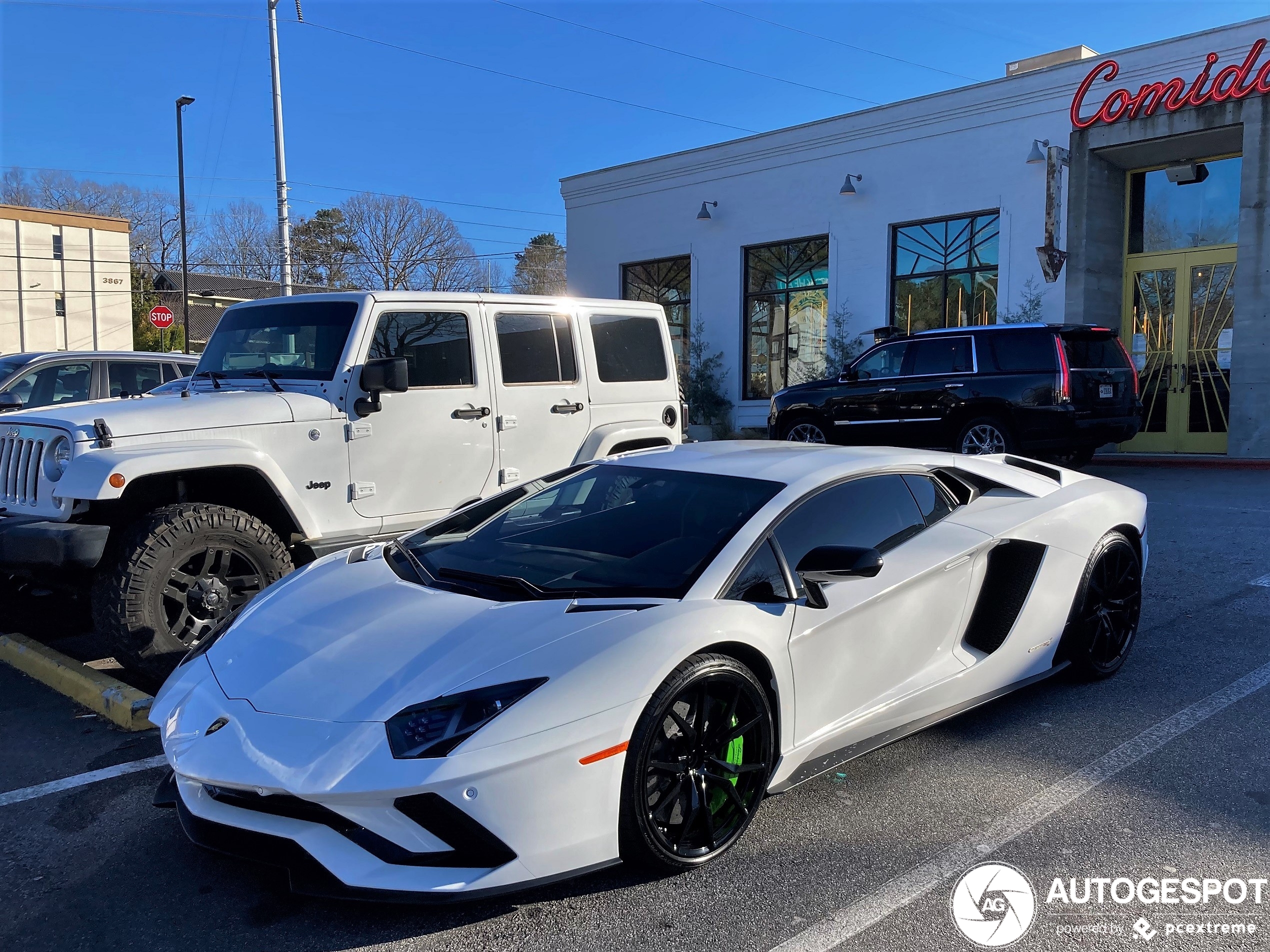 Lamborghini Aventador S LP740-4