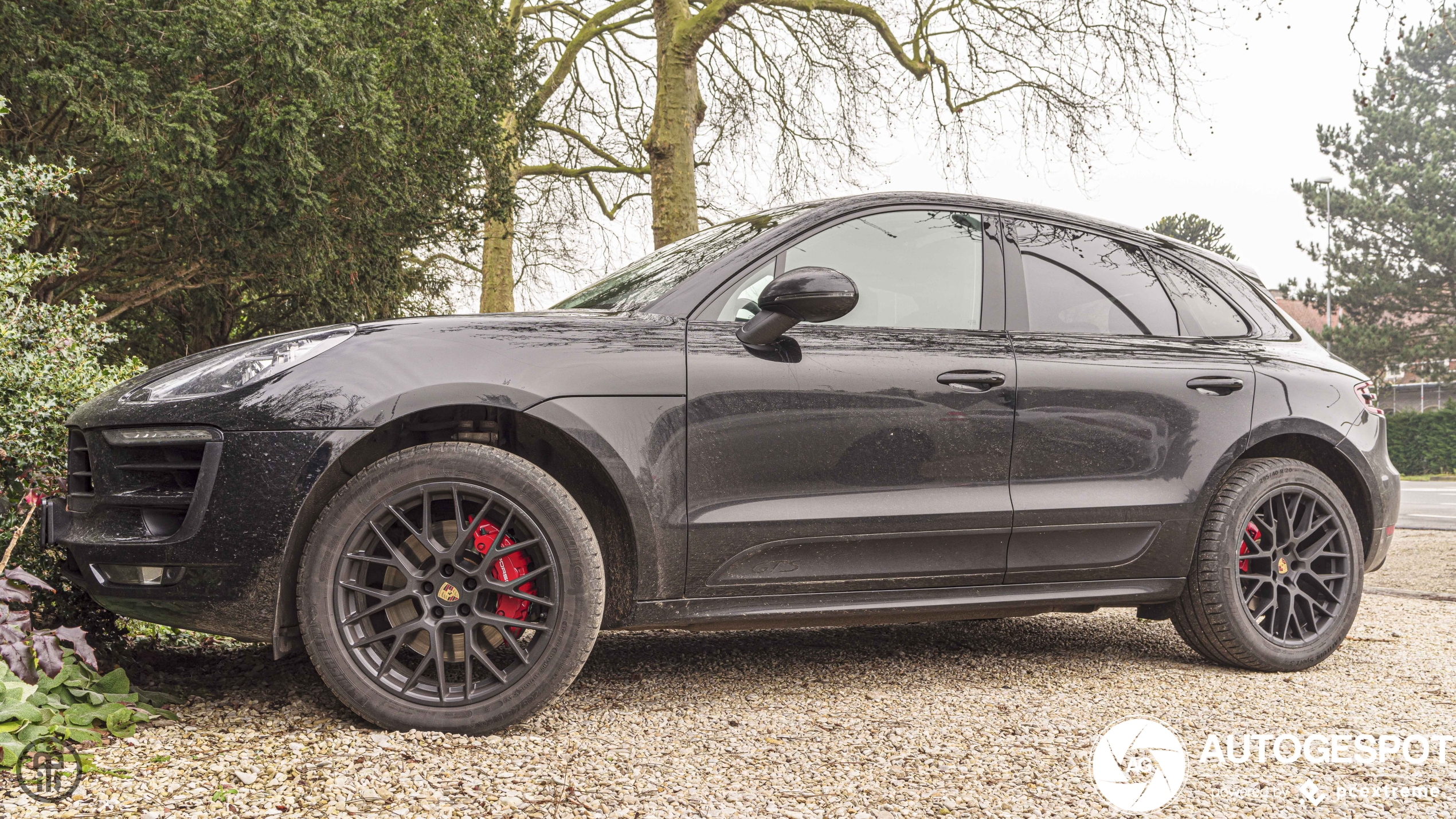 Porsche 95B Macan GTS