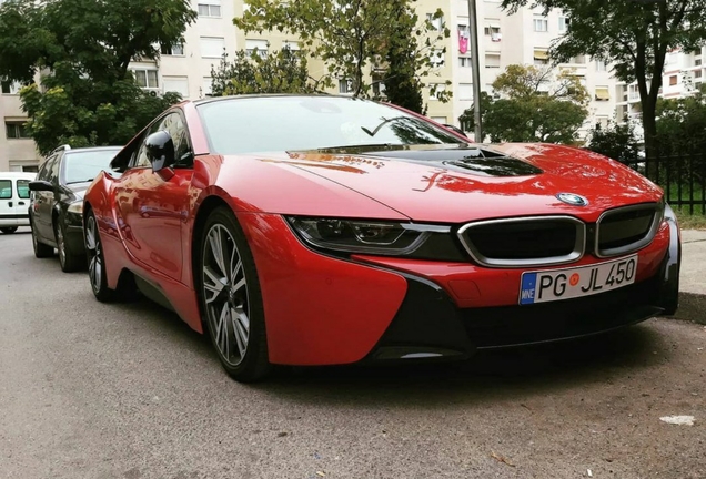 BMW i8