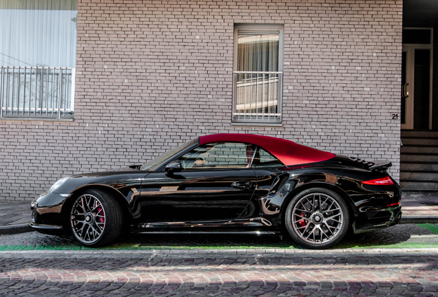 Porsche 991 Turbo S Cabriolet MkI