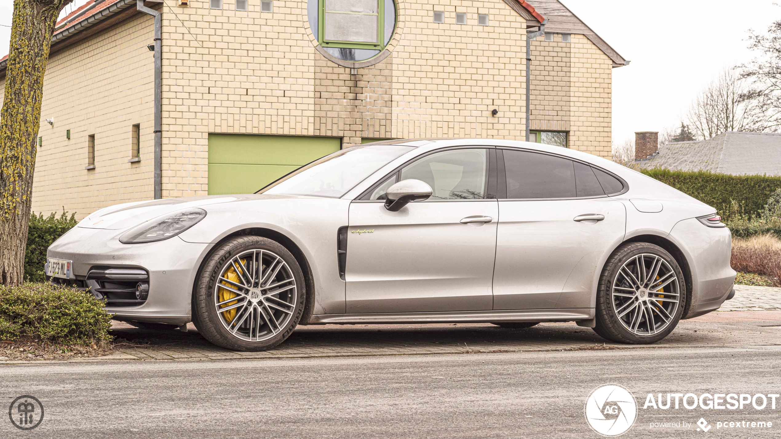 Porsche 971 Panamera Turbo S E-Hybrid