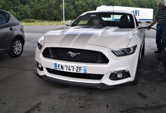 Ford Mustang GT 2015