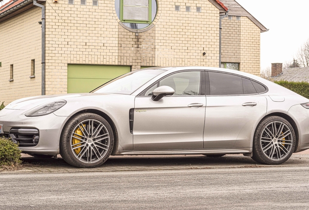 Porsche 971 Panamera Turbo S E-Hybrid