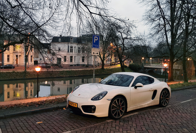 Porsche 981 Cayman S