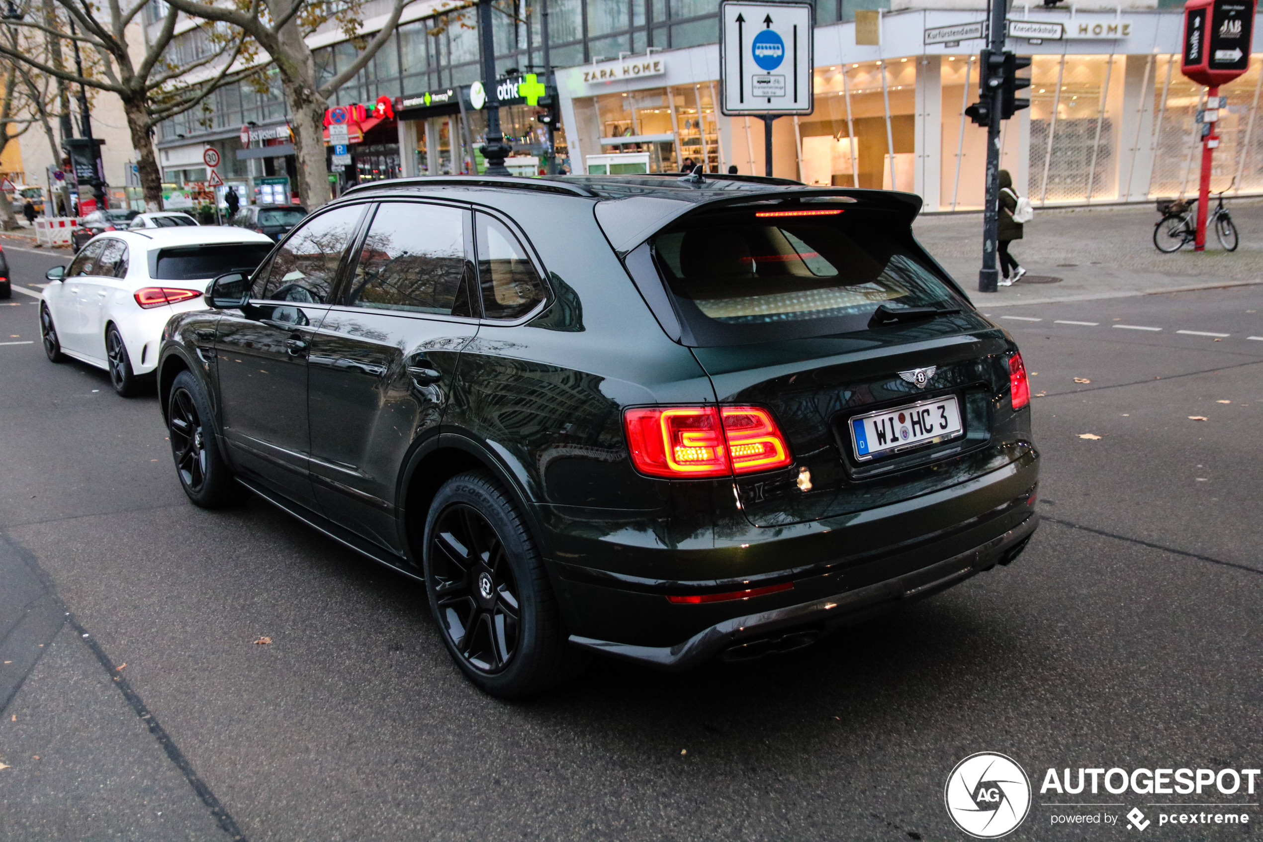 Bentley Bentayga V8