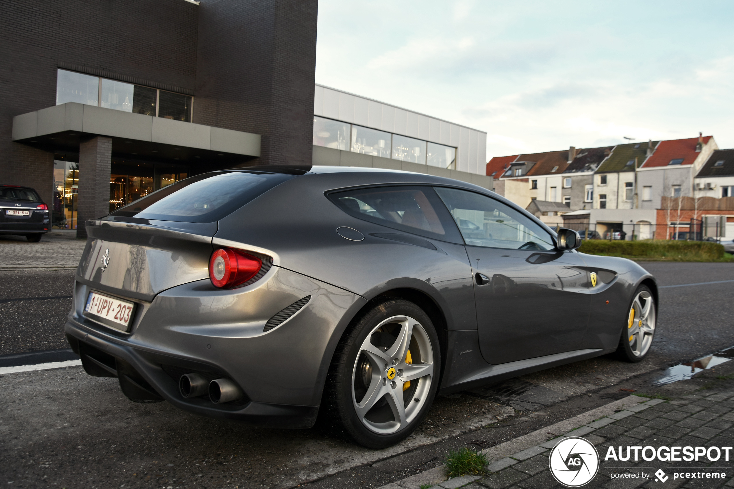 Ferrari FF