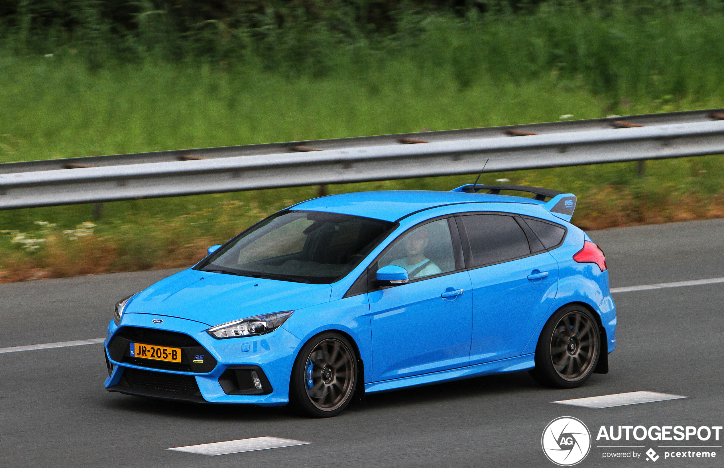 Ford Focus RS 2015 Mountune M380