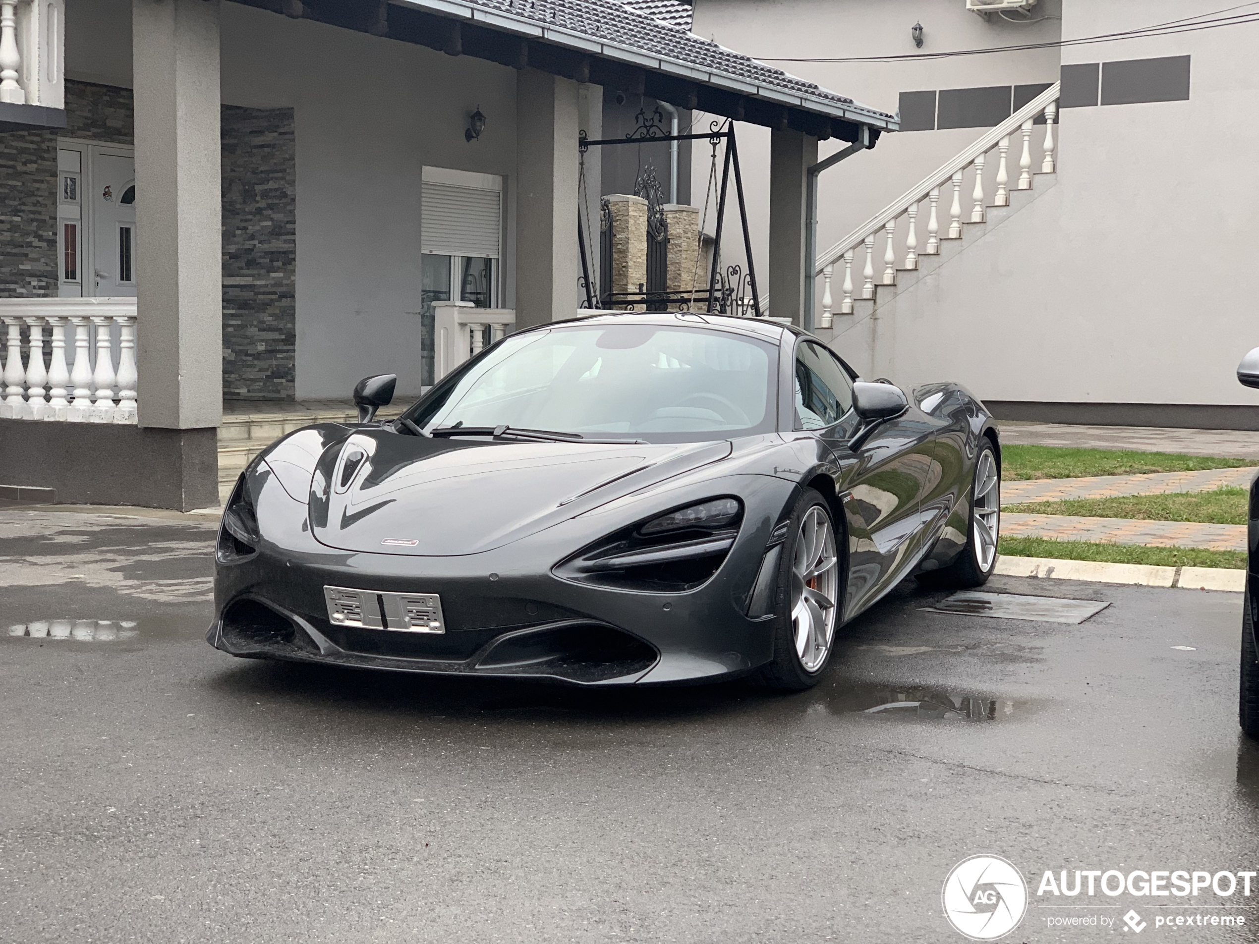 McLaren 720S