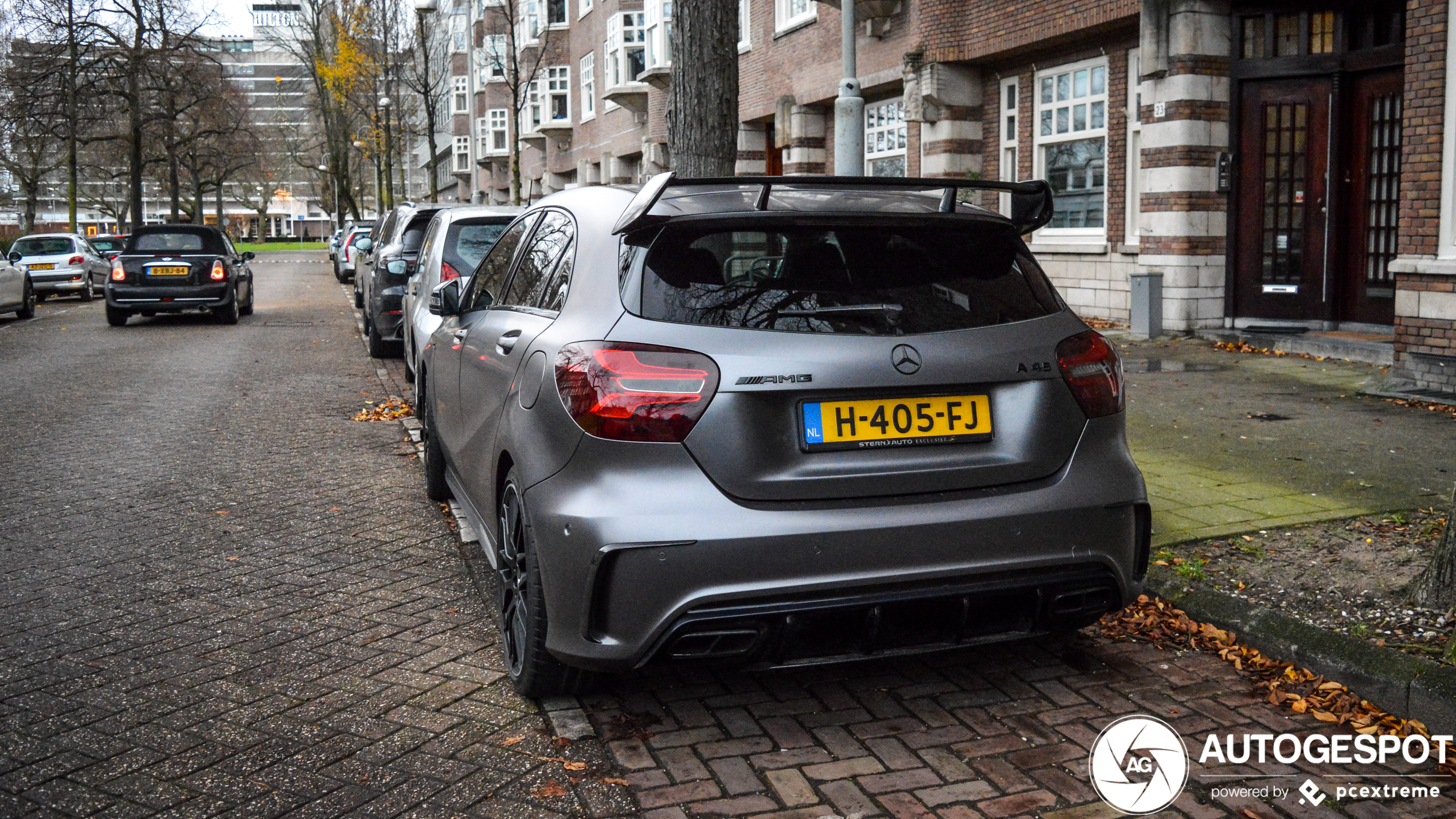 Mercedes-AMG A 45 W176 2015