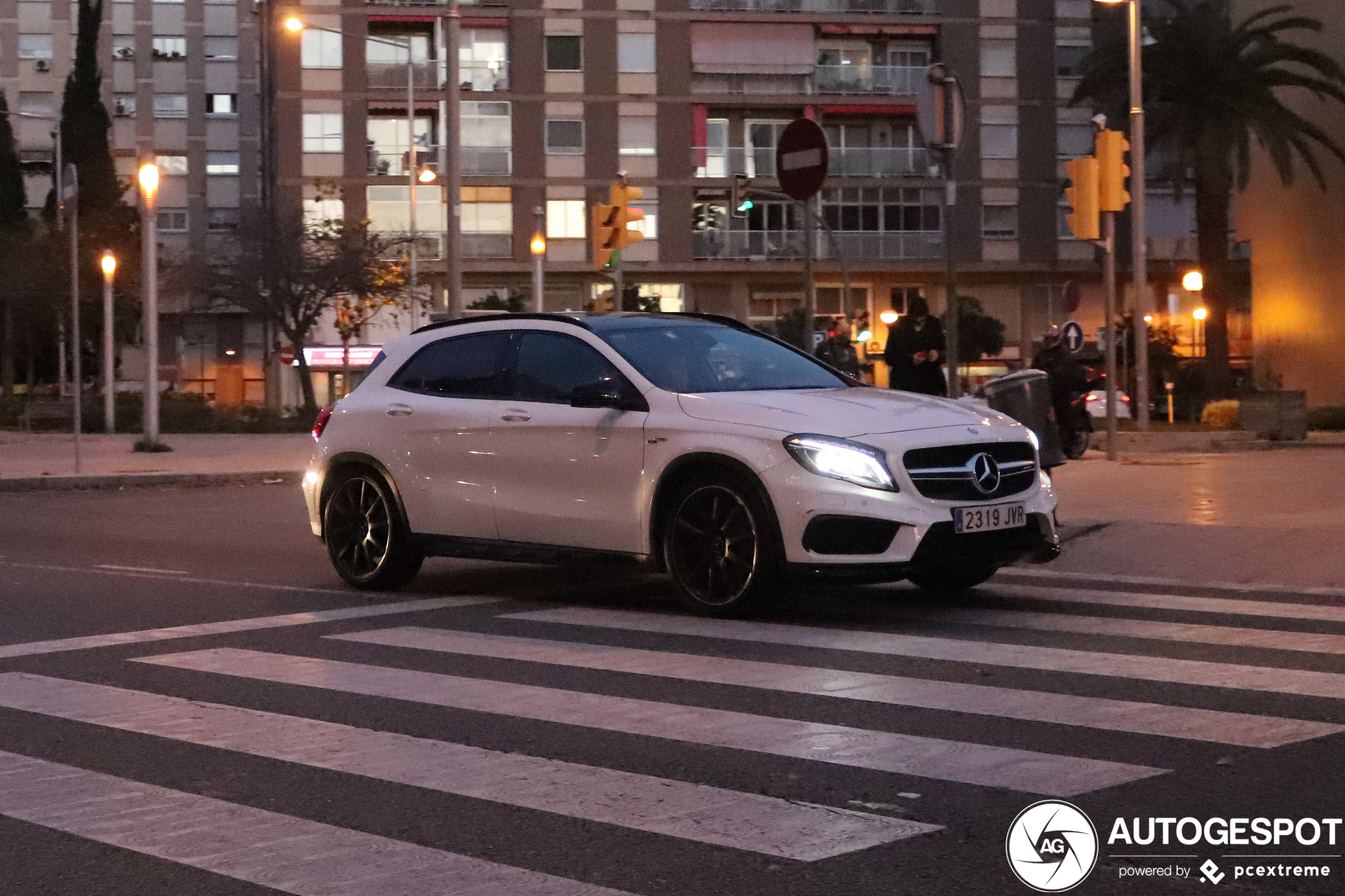 Mercedes-AMG GLA 45 X156