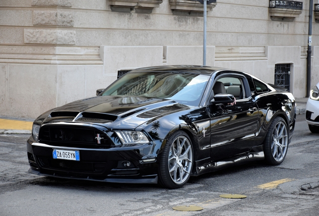 Ford Mustang GT 2013