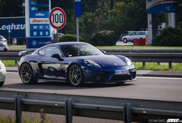 Porsche 718 Cayman GT4