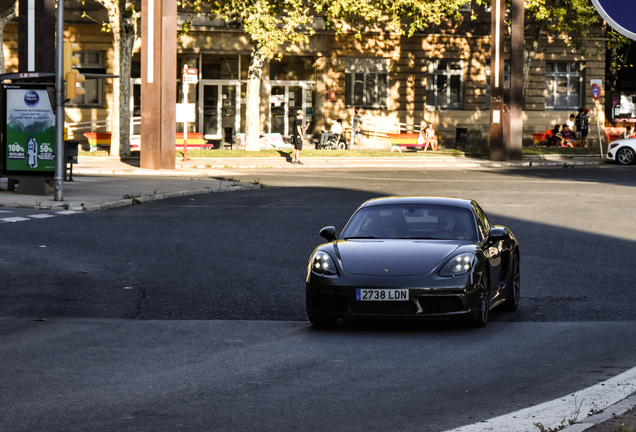 Porsche 718 Cayman S