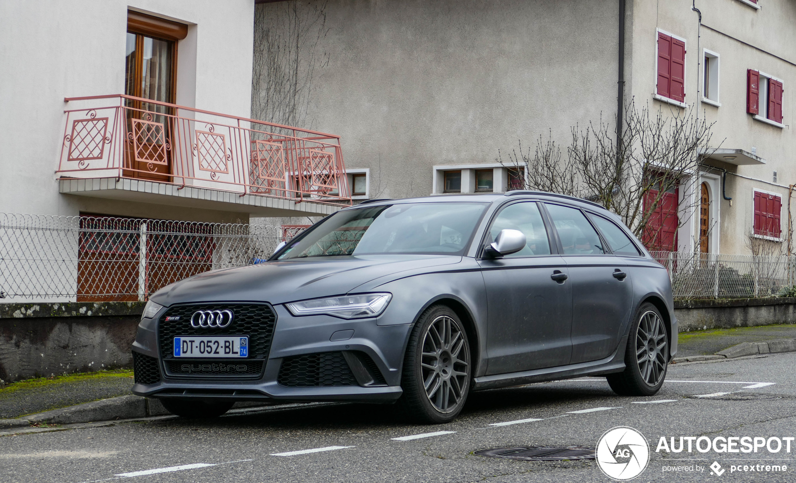 Audi RS6 Avant C7 2015